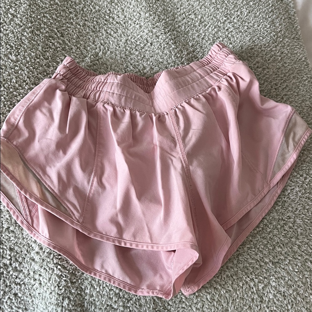 pink lululemon 2.5 inch hotty hots